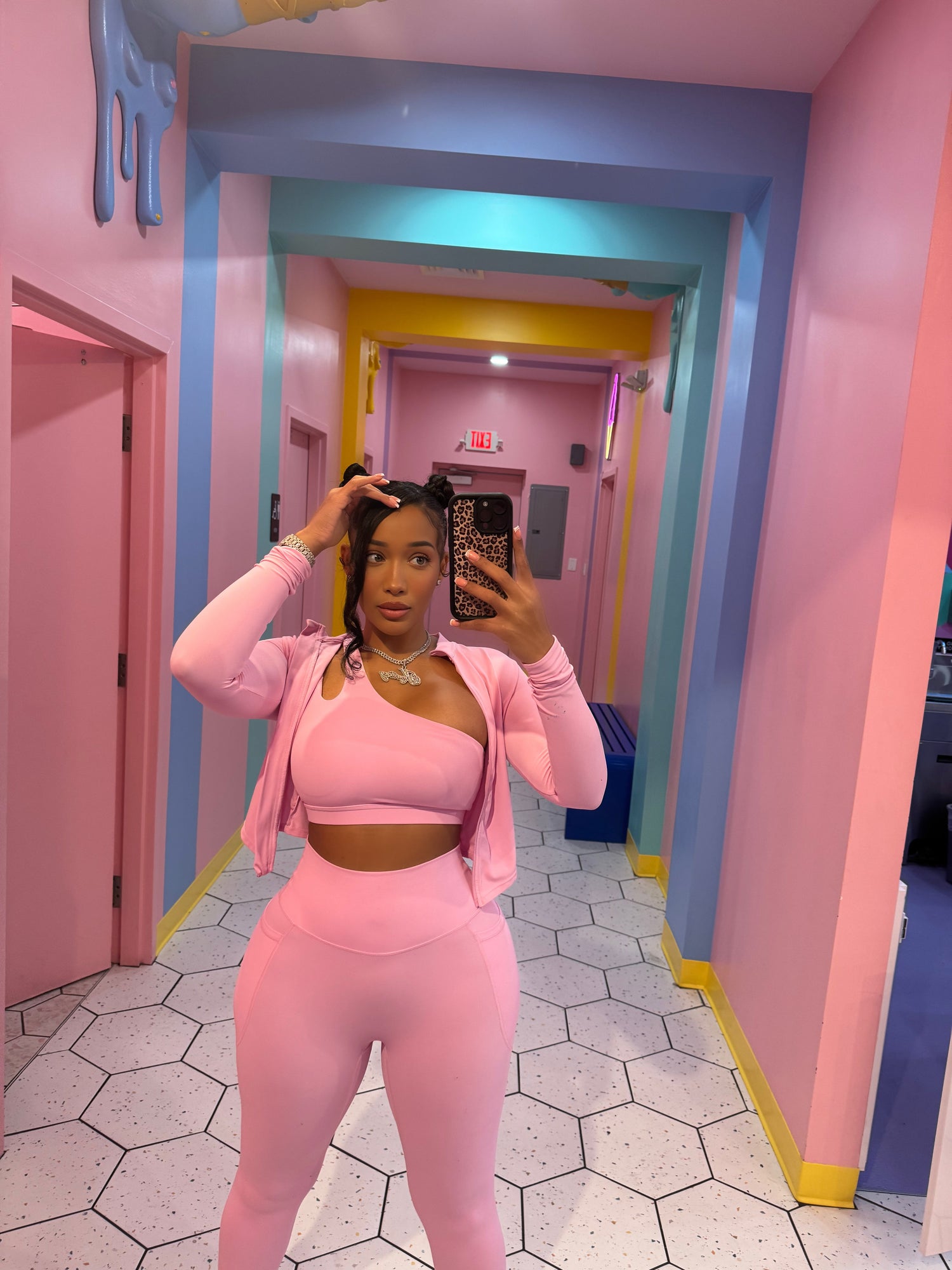 DOLL IN COLOR COLLECTION